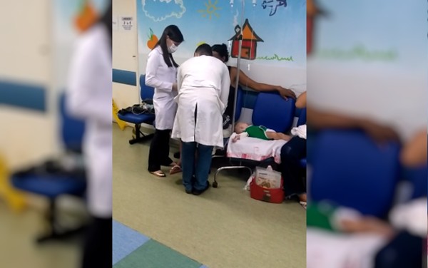 Featured image of post View 21 Mão Imagens Tomando Soro No Hospital