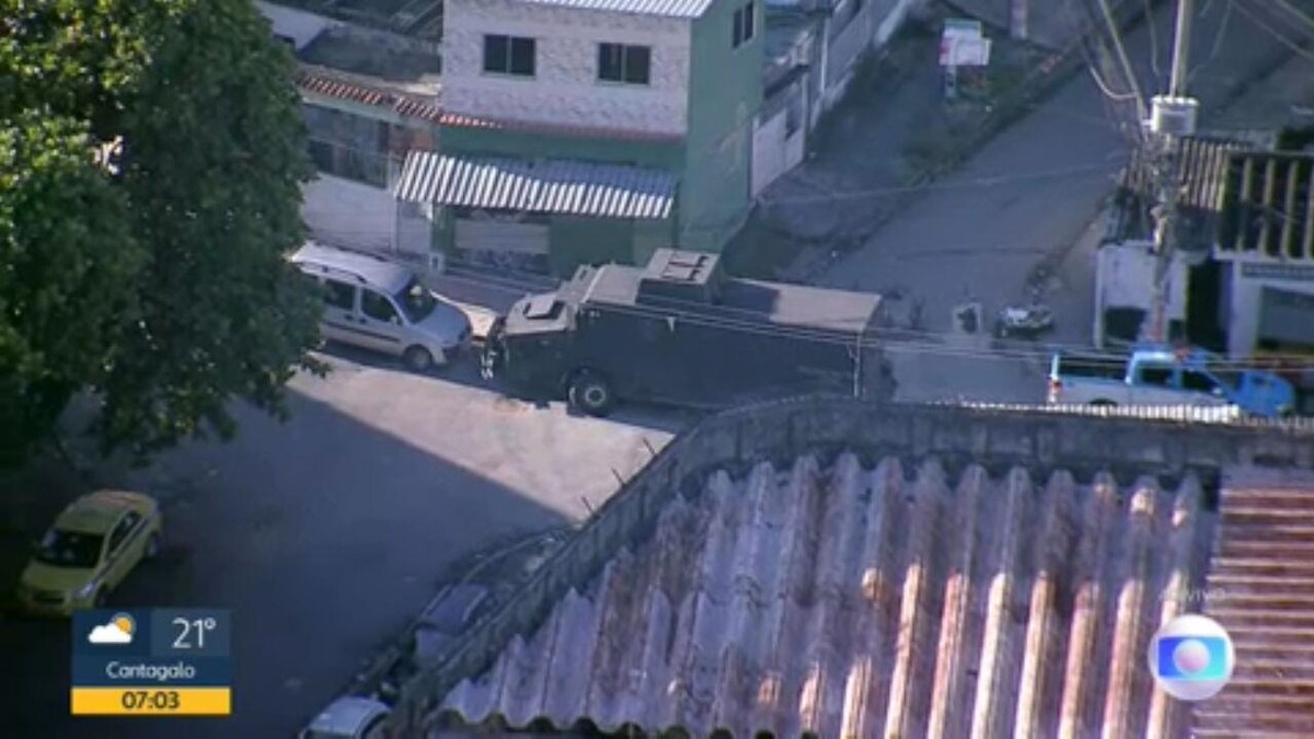 Polícia Militar faz operação no Morro