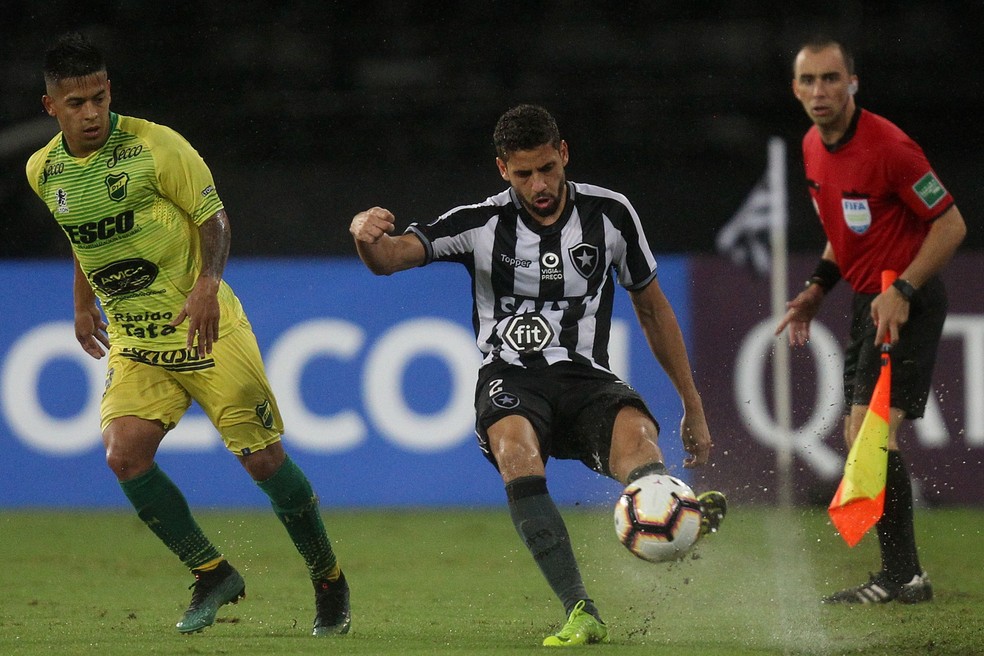 Na primeira fase, Alvinegro superou o Defensa y Justicia em ambos os jogos â€” Foto: Vitor Silva/SSPress/Botafogo