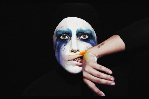 Lady Gaga em foto promocional do single 'Applause' (Foto: Divulgação)