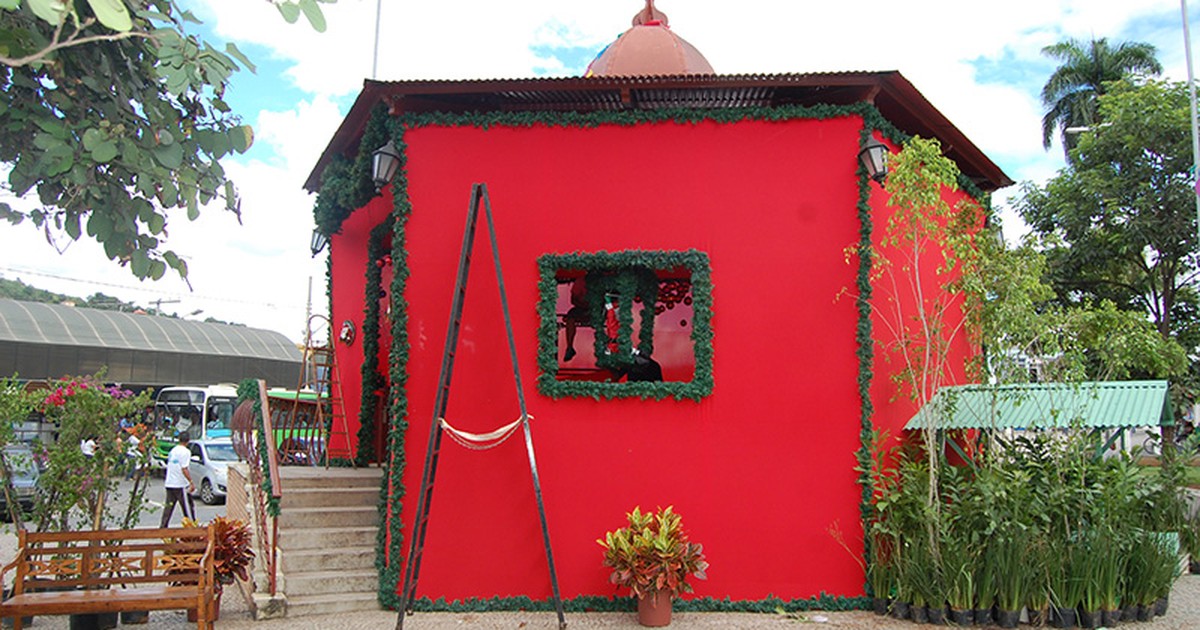 Papai Noel de Paraquedas - Empório Maria Mineira - Um pedacinho de Minas na  sua casa.
