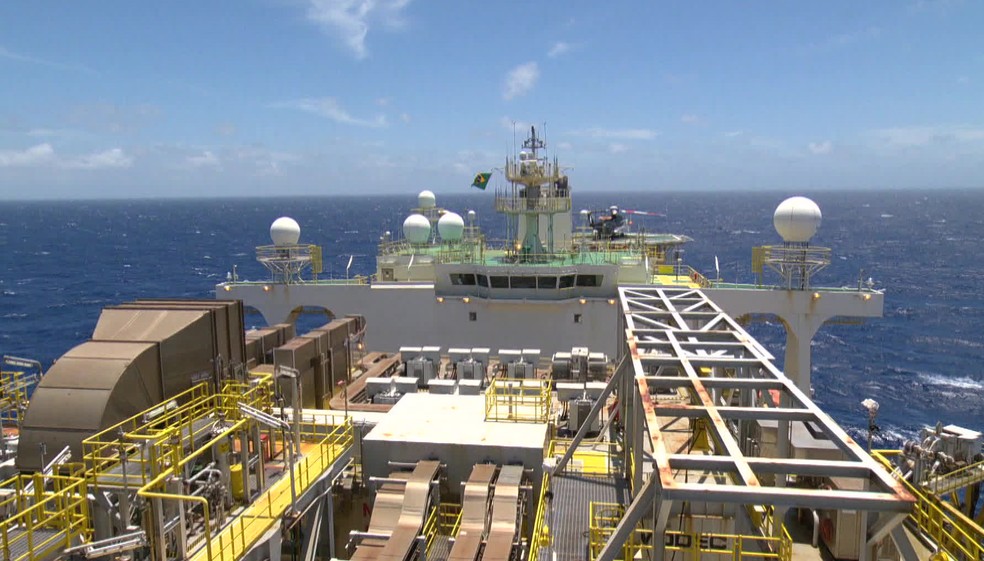Plataforma de exploração de petróleo  — Foto: Reprodução/ TV Globo