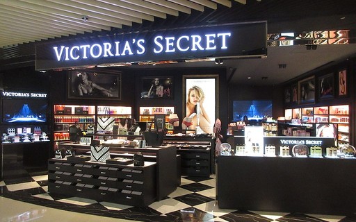 A história da Victoria's Secret: das lojas que agradavam aos