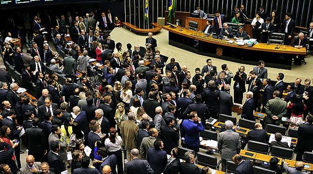 câmara conclui votação da mp que altera regras de acesso ao seguro