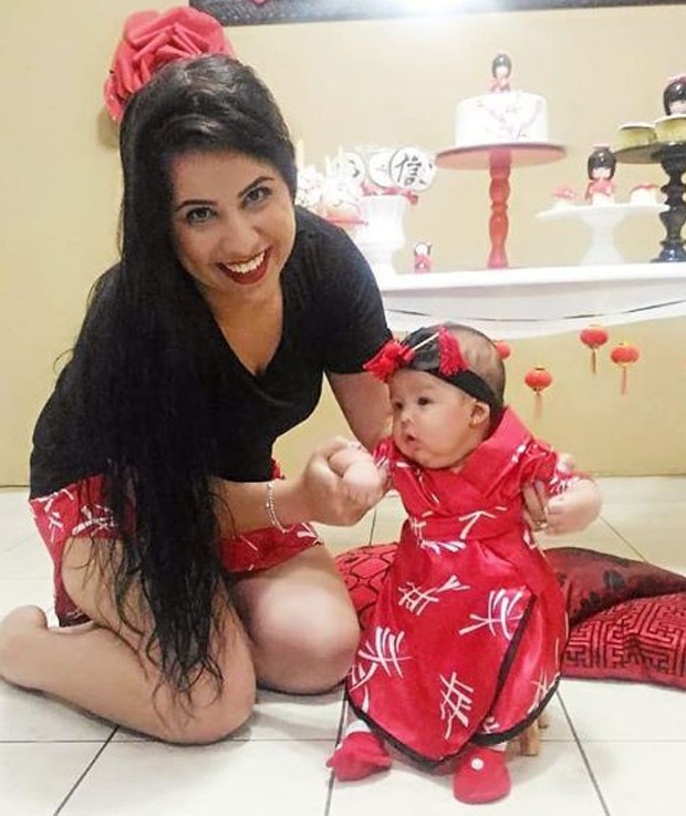 Thais Baptista e a filha, Valentina (Foto: Reprodução/Instagram)