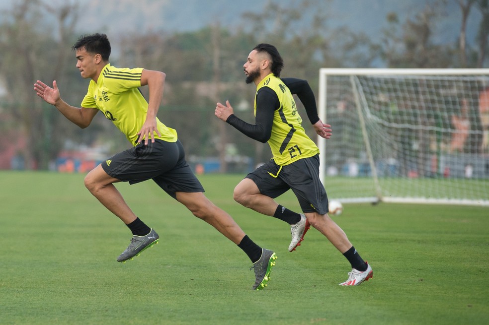 Par&aacute; no treino do Flamengo desta ter&ccedil;a-feira &mdash; Foto: Alexandre Vidal/Flamengo