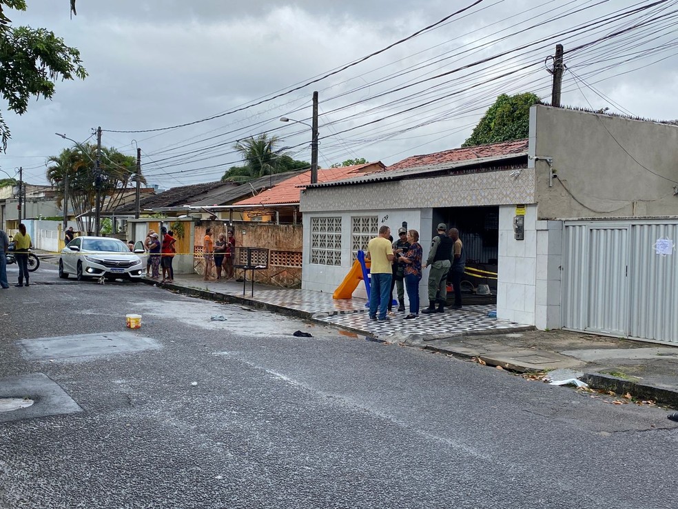 Incêndio atingiu Lar Paulo de Tarso, um abrigo para crianças e adolescentes no Ipsep — Foto: Pedro Alves/g1 