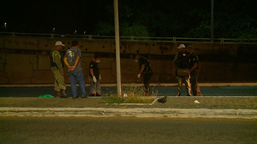 Homem morre após ser atropelado na Avenida Maranhão, em Teresina; motorista não prestou socorro — Foto: TV Clube