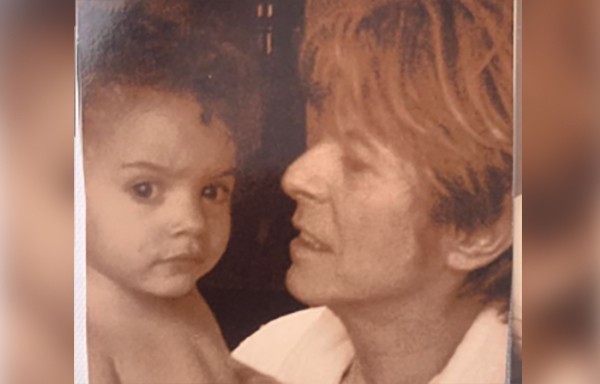 O cantor David Bowie com sua filha, Lexi Jones (Foto: Reprodução / Instagram)
