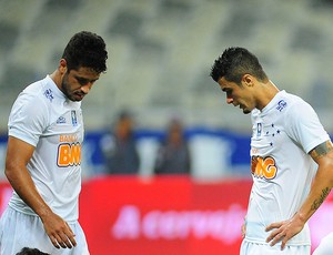 Duelos pela direita: Léo focado em  anular ex-cruzeirenses do Palmeiras