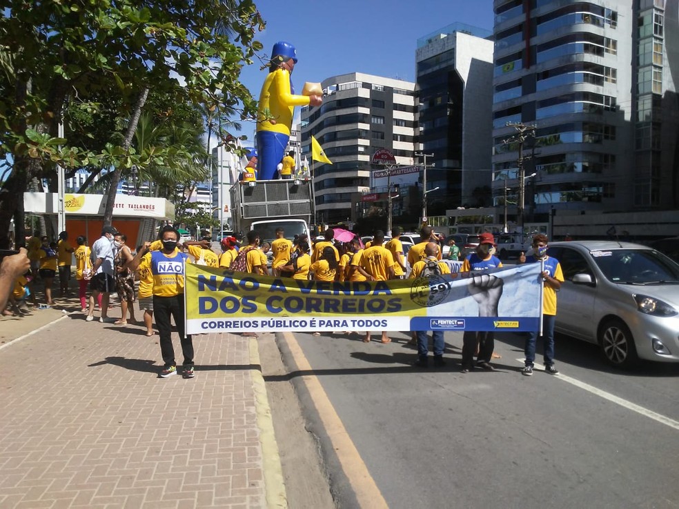 Protesto dos funcionários dos Correios em Maceió nesta quinta-feira, dia 29 de julho — Foto: Sintect/AL