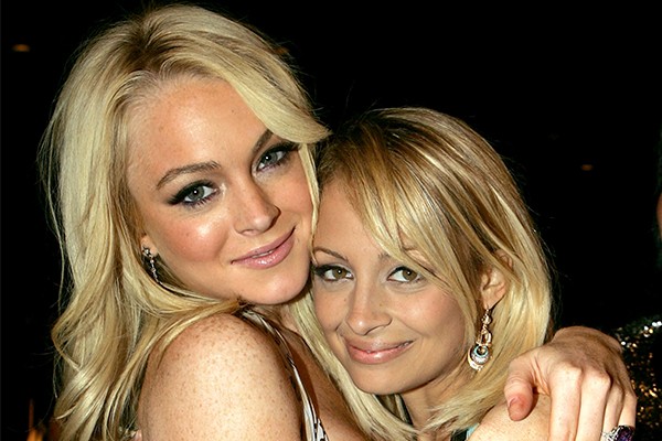 Nicole Richie e Lindsay Lohan (Foto: Getty Images)