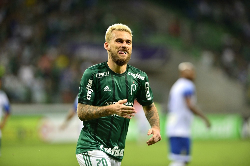 Lucas Lima terá primeiro clássico contra o Santos