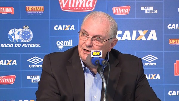Gilvan admite atraso de salário no Cruzeiro e comenta sobre dívida na Fifa e Latorre