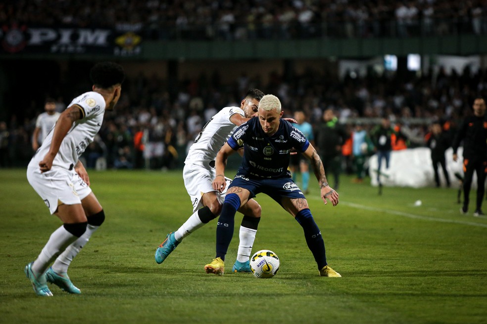 Melhores momentos: Corinthians x Coritiba I 37ª rodada do Brasileirão 2022