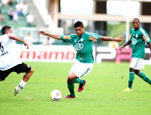 Luan no jogo do Palmeiras contra o Bragantino (Foto: Marcos Ribolli / Globoesporte.com)