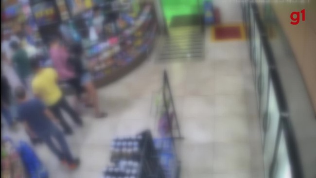 Vídeo mostra discussão antes de tiroteio em posto de gasolina em Curitiba