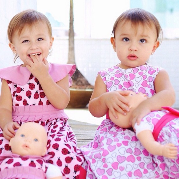 As gêmeas Maya e Kiara (Foto: Reprodução/Instagram)