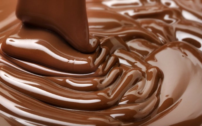 Chocolate com muito cacau é uma boa (Foto: Reprodução)