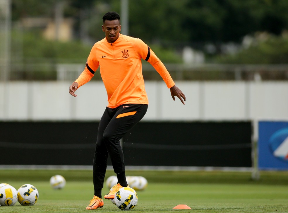 Confira a escalação do Corinthians para enfrentar o RB Bragantino