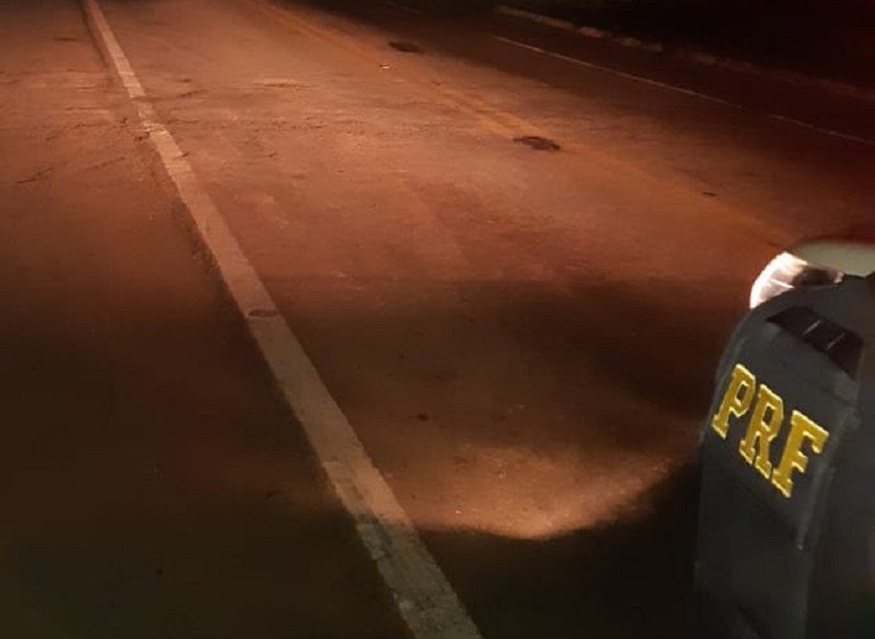 Acidente aconteceu na BR-406 em Jo&atilde;o C&acirc;mara, e deixou uma pessoa morta &mdash; Foto: PRF/Divulga&ccedil;&atilde;o