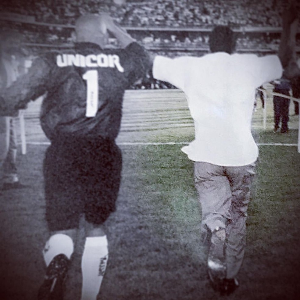 Edinho se despede do pai, Pelé — Foto: Reprodução Instagram