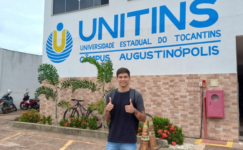 Lucas Gomes no primeiro dia de aula na faculdade — Foto: Ananda Portilho/Governo do Tocantins