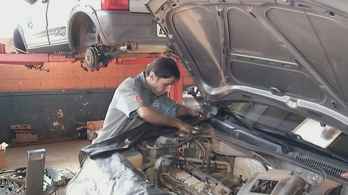 Empresas em Feira de Santana divulgam vagas de emprego para terçafeira