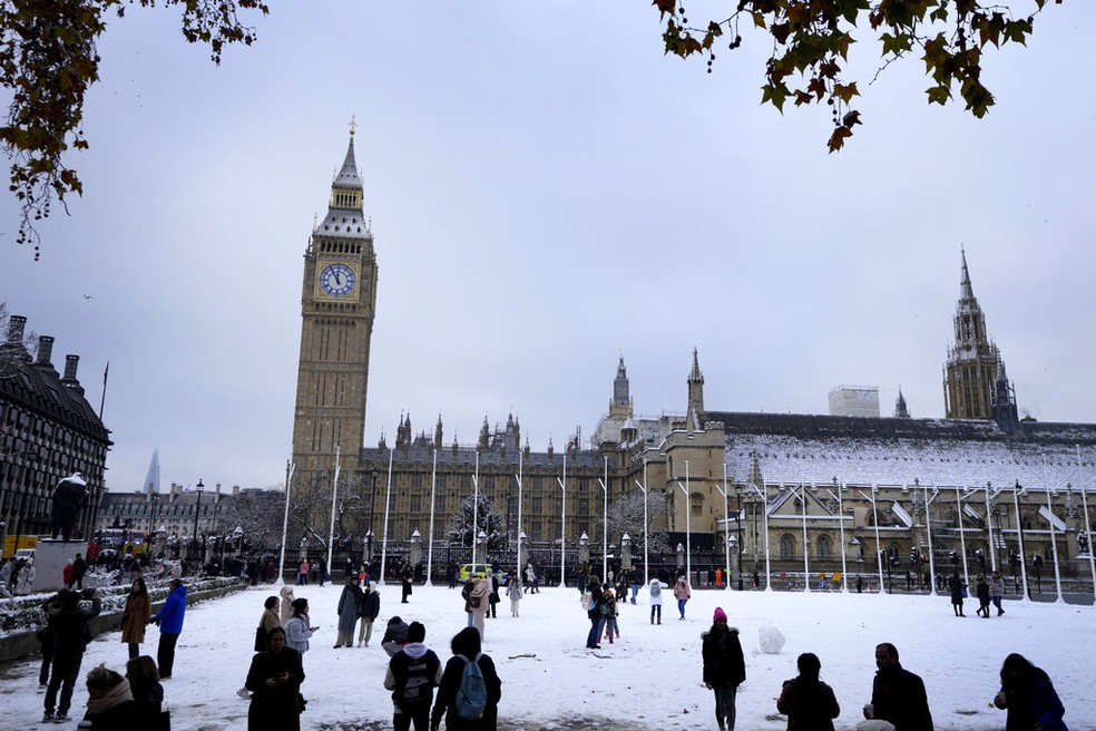 Imagem da praa do Parlamento em Londres, em 12 de dezembro de 2022 — Foto: Kirsty Wigglesworth/AP