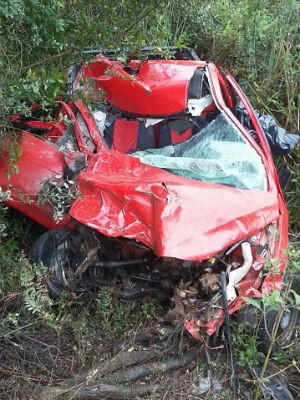 Motorista morre após colidir contra caminhão na BR-392 em Canguçu, RS (Foto: Divulgação/PRF)