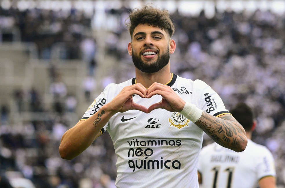Presidente do Corinthians diz que vai tentar comprar Yuri Alberto