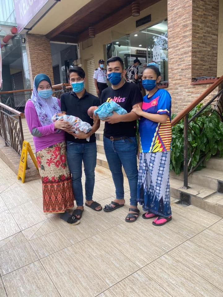Após notificar o hospital, o casal conseguiu desfazer a troca dos bebês (Foto: Reprodução/Facebook)