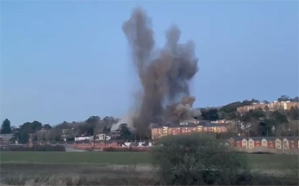 Uma bomba da Segunda Guerra foi detonada perto de uma universidade no Reino Unido em 27 de fevereiro de 2021 — Foto: Polícia do Condado de Devon