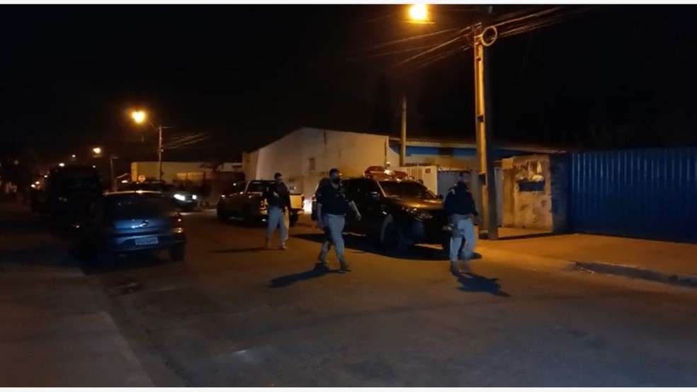 PRF também foi chamada para ajudar nas negociações de rendição do suspeito — Foto: Jamille Batista/Arquivo Pessoal