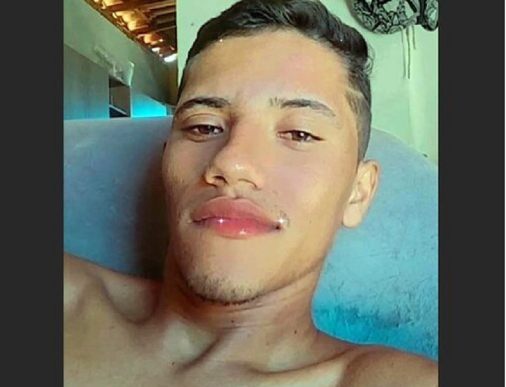 Jovem é morto a tiros em Uiraúna, no Sertão da Paraíba, e tio é principal suspeito — Foto: Reprodução/Redes sociais