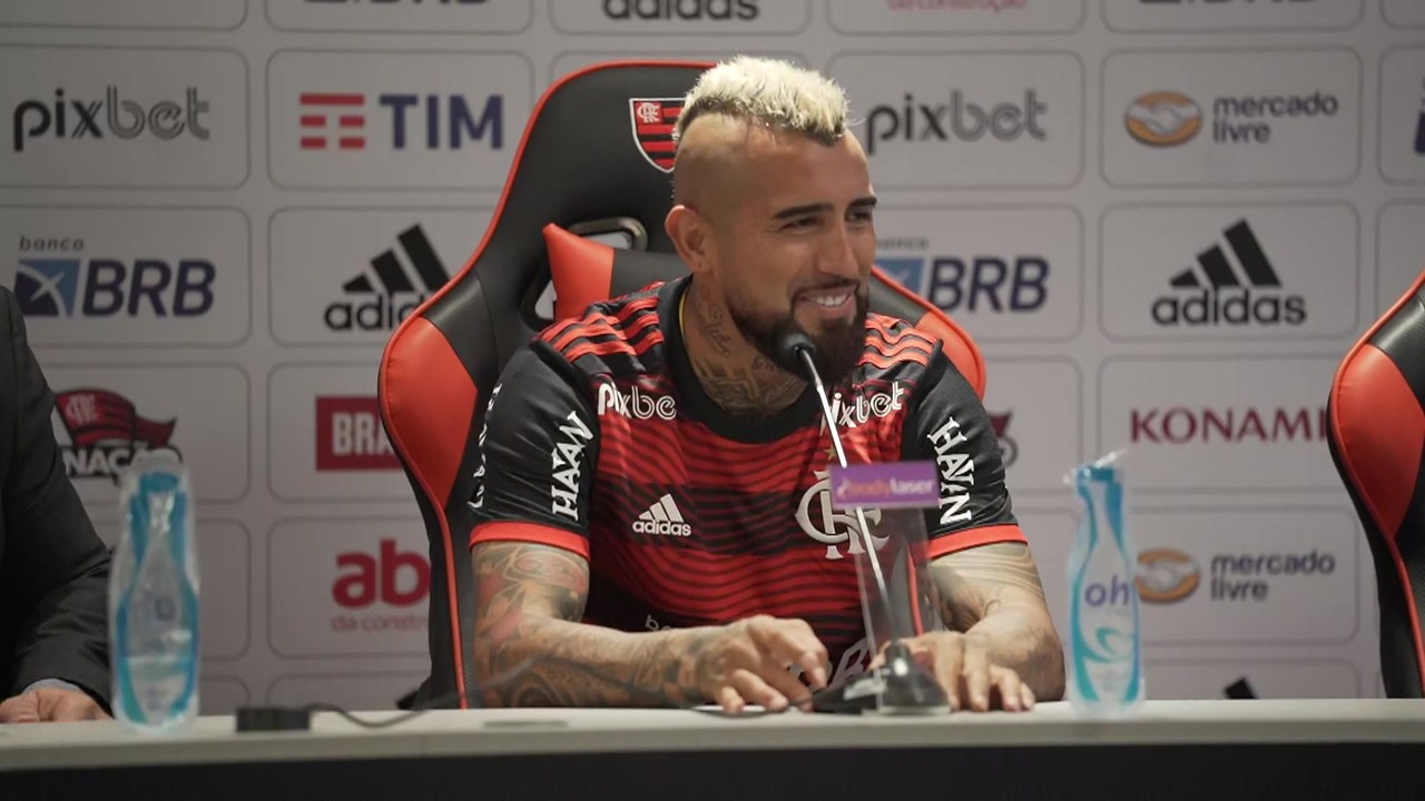 Vidal revela as posi&ccedil;&otilde;es em que gosta de jogar e fala sobre sua condi&ccedil;&atilde;o f&iacute;sica