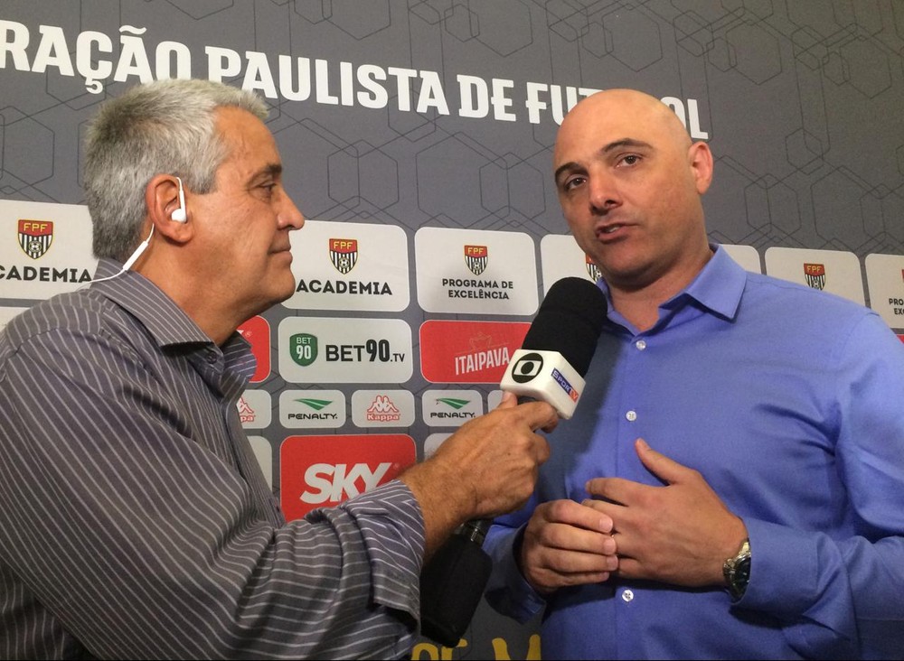 Galiotte reclama de Bragantino x Corinthians no Pacaembu