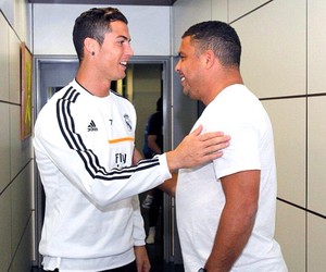 Ronaldo e Cristiano Ronaldo visita Real Madrid (Foto: Reprodução / Instagram)