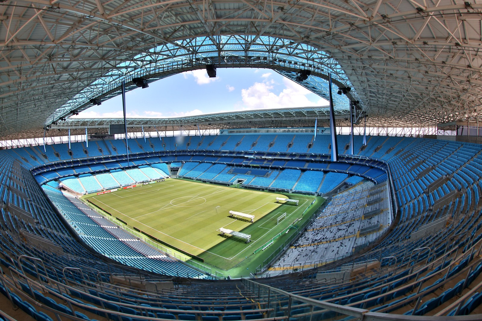 Após reunião com MP, Grêmio muda discurso e admite prolongar negociação para compra da Arena