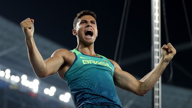 O atleta Thiago Braz da Silva bateu o recorde olímpico e levou a medalha de Ouro no salto com vara (Foto: Paul Gilham/Getty Images)