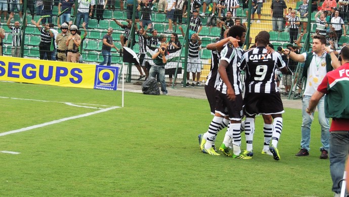 Figueirense x Joinville (Foto: Diego Madruga)