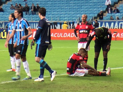 Flamengo visto de perto: derrota é repetição do filme de um time mudo