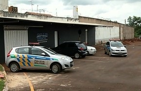 Oito presos fogem da cadeia em Jataí, Goiás; um deles teria se afogado em rio (Foto: Reprodução/TV Anhanguera) Oito presos fogem da cadeia em Jataí, Goiás; um deles teria se afogado em rio (Foto: Reprodução/TV Anhanguera)