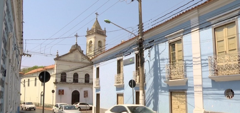 Mais de 40 prédios do Centro Histórico correm risco de desabar — Foto: TVCA/Reprodução
