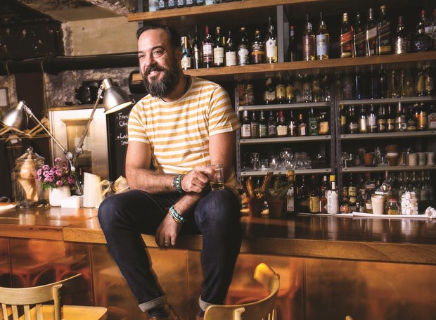 Riviera Bar promove guest bartender com o líder de bar da casa, Marco De la Roche e o argentino Tato Giovannoni (Foto: Reprodução)