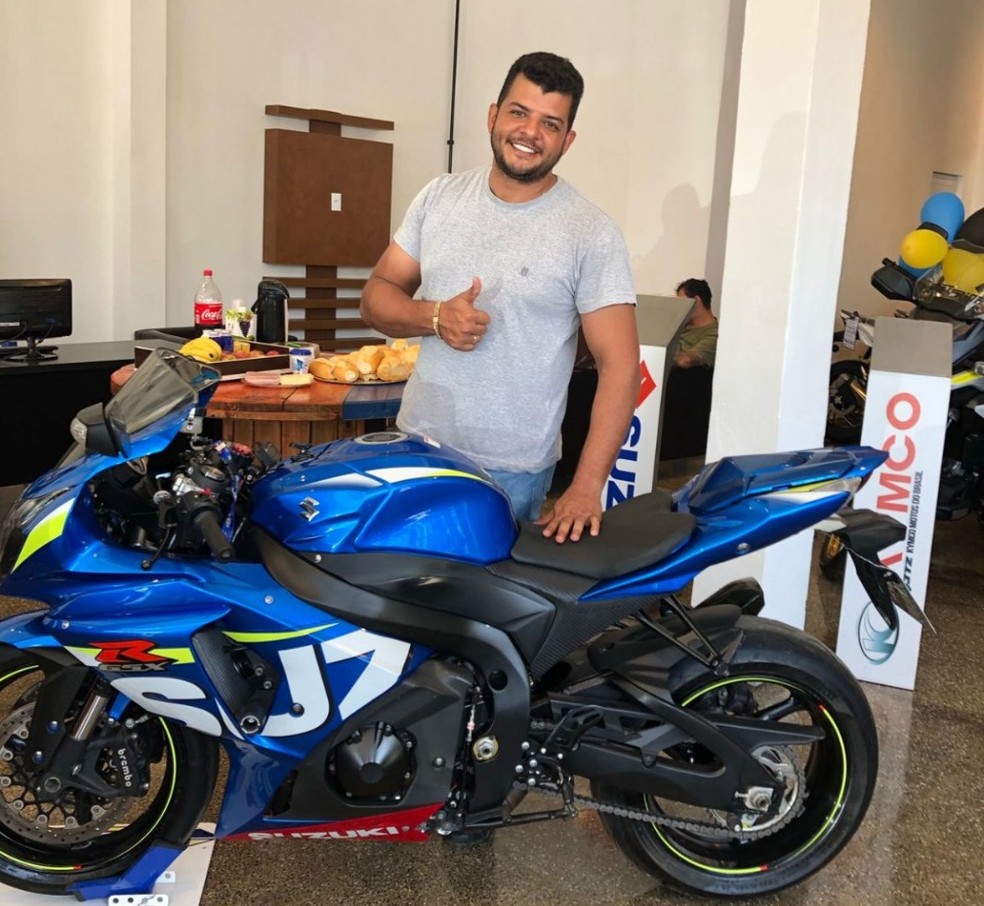 Alan Vinicius Barcelos Xavier, de 33 anos, morreu em acidente — Foto: Arquivo pessoal