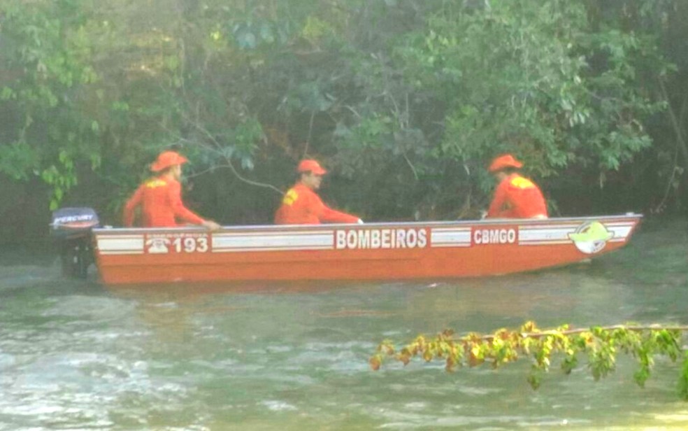 Trabalho de buscas foi feito por dois dias no Rio Araguaia (Foto: Divulgação/Corpo de Bombeiros)