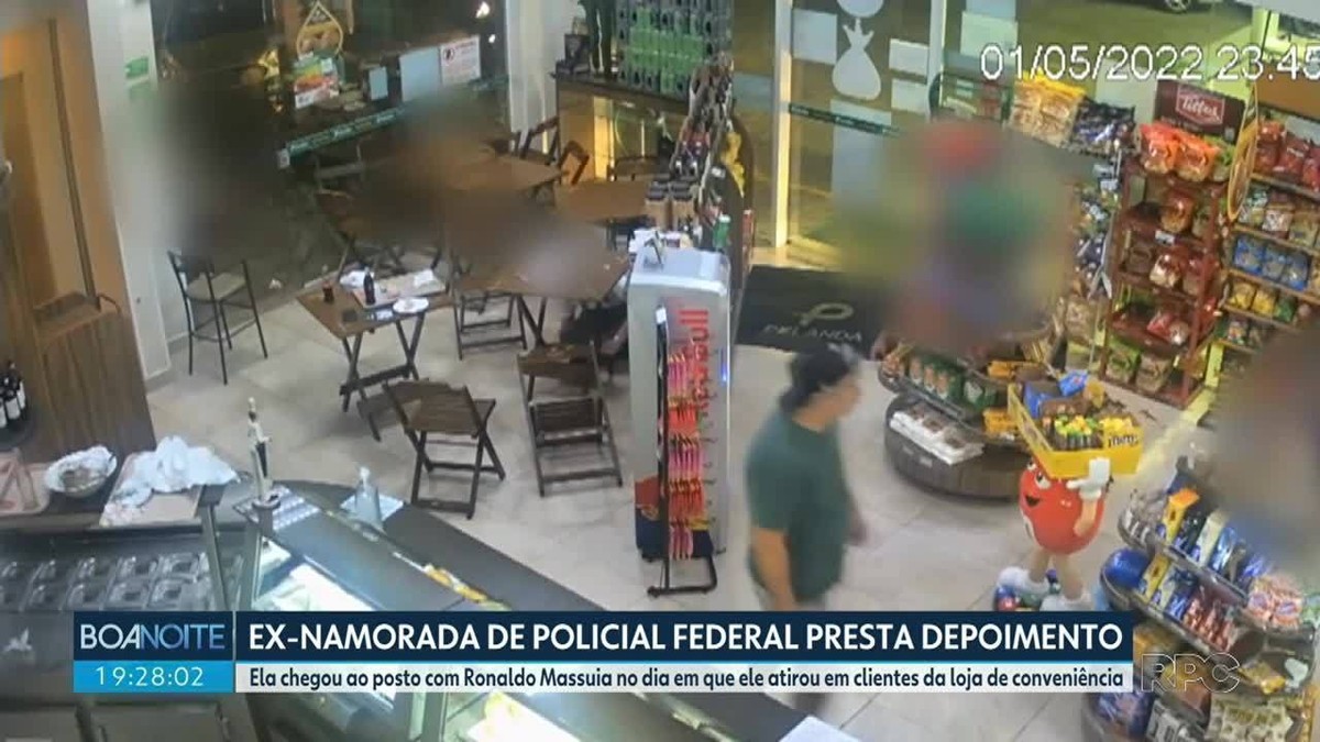 Ex-namorada de policial que atirou contra clientes de posto diz ter tentado  apartar confusão: 'Eu insisti muitas vezes' | Paraná | G1