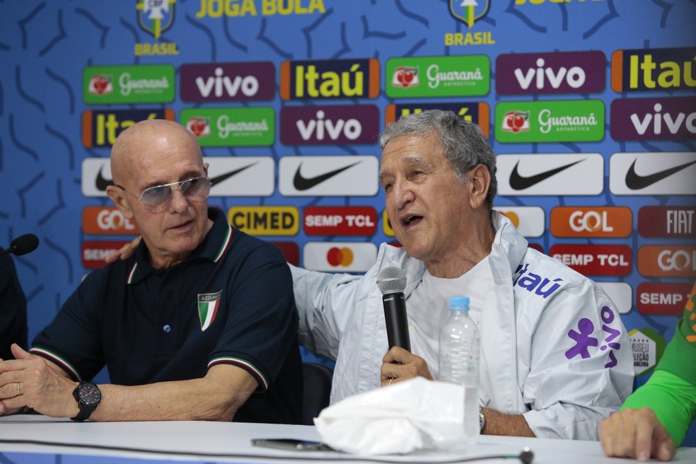 Arrigo Sacchi e Carlos Alberto Parreira — Foto: Leonardo Miranda