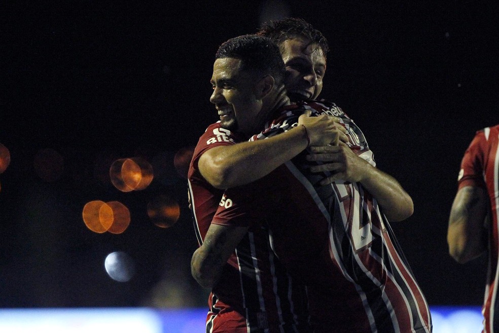 Veja pelo que o São Paulo ainda briga após vaga antecipada no mata-mata do Paulistão